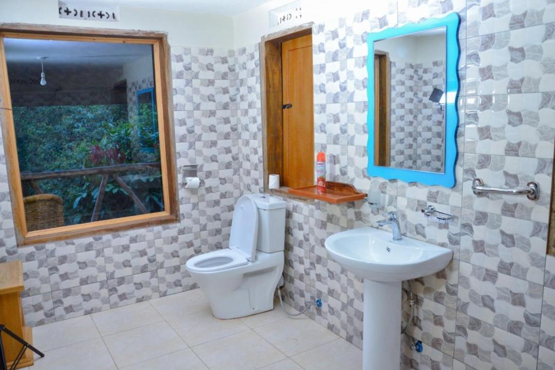 Gorilla Hills Eco-Lodge 키소로 외부 사진
